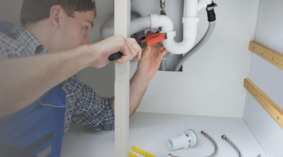 Local water heater installation in Roanoke, IN